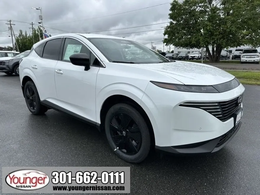2025 Nissan Murano SV photo 1