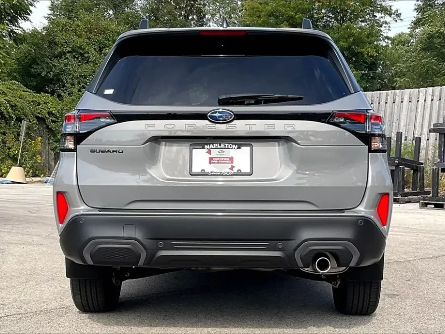 2025 Subaru Forester Limited photo 1