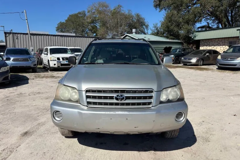 2003 Toyota Highlander photo 1