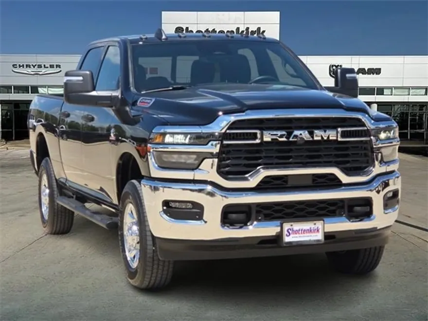 2025 Ram 2500 Tradesman photo 1