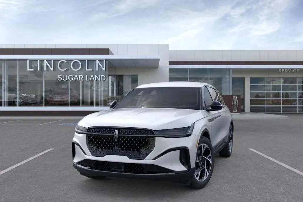 2025 Lincoln Nautilus Premiere photo 1