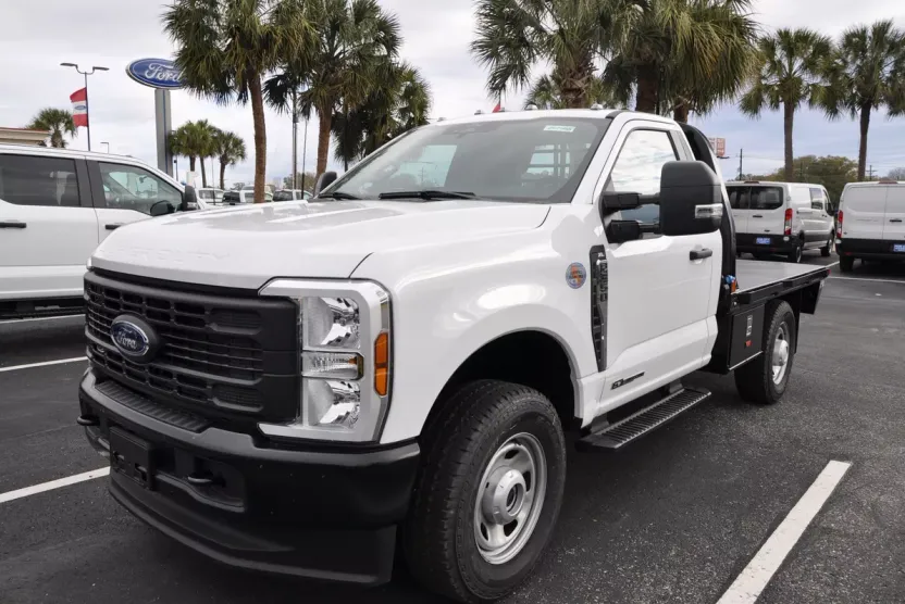 2024 Ford F-350 XL photo 1