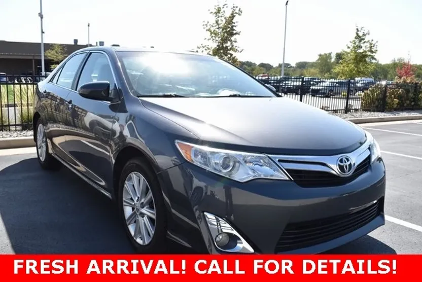 2012 Toyota Camry XLE photo 1