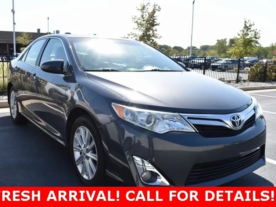 2012 Toyota Camry XLE photo 1