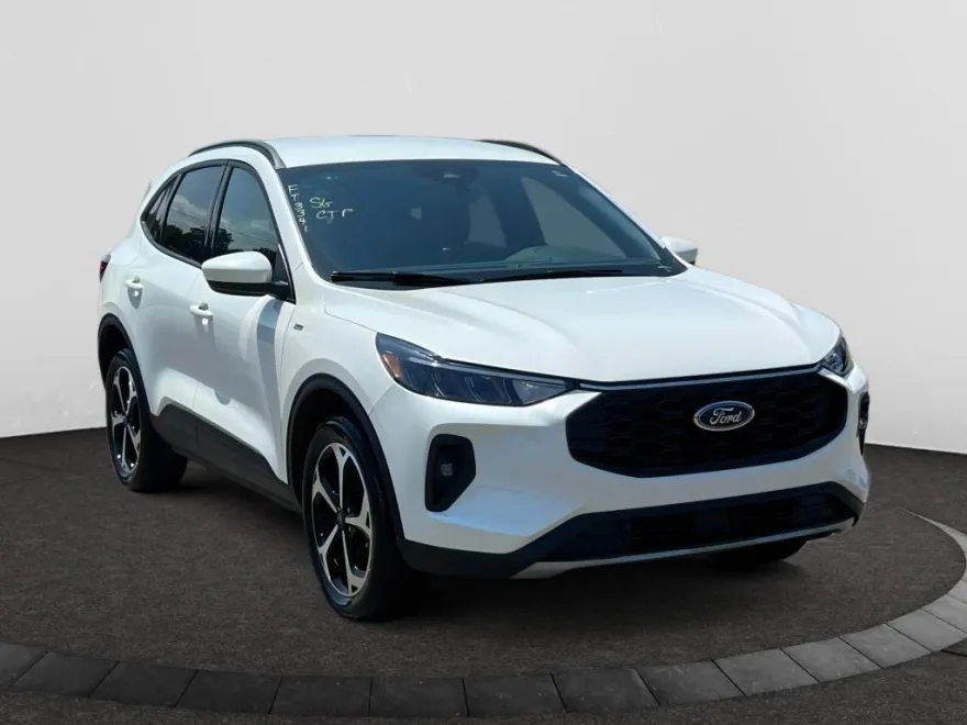 2025 Ford Escape ST-Line Select photo 1