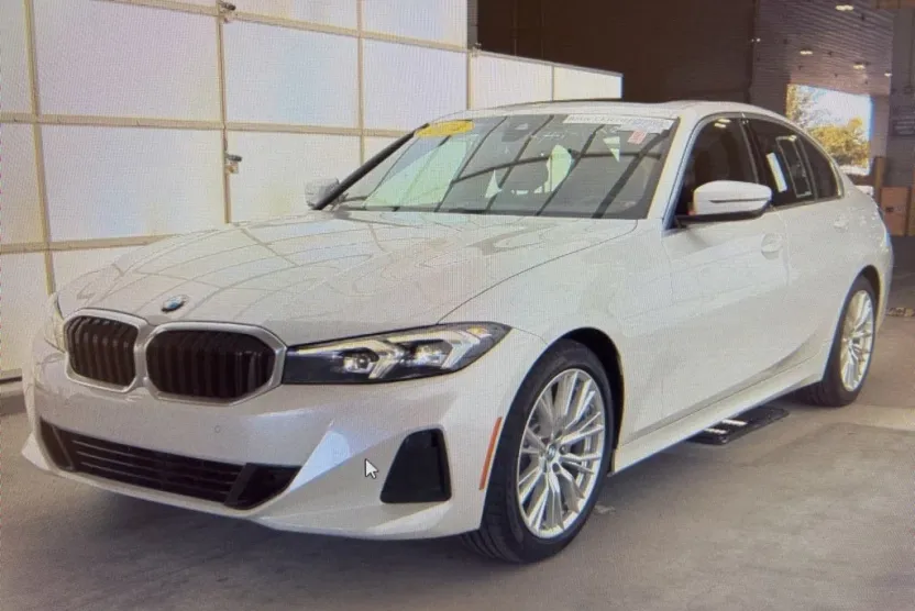 2024 Bmw 330i photo 1