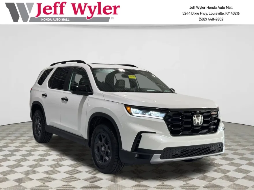 2025 Honda Pilot TrailSport photo 1