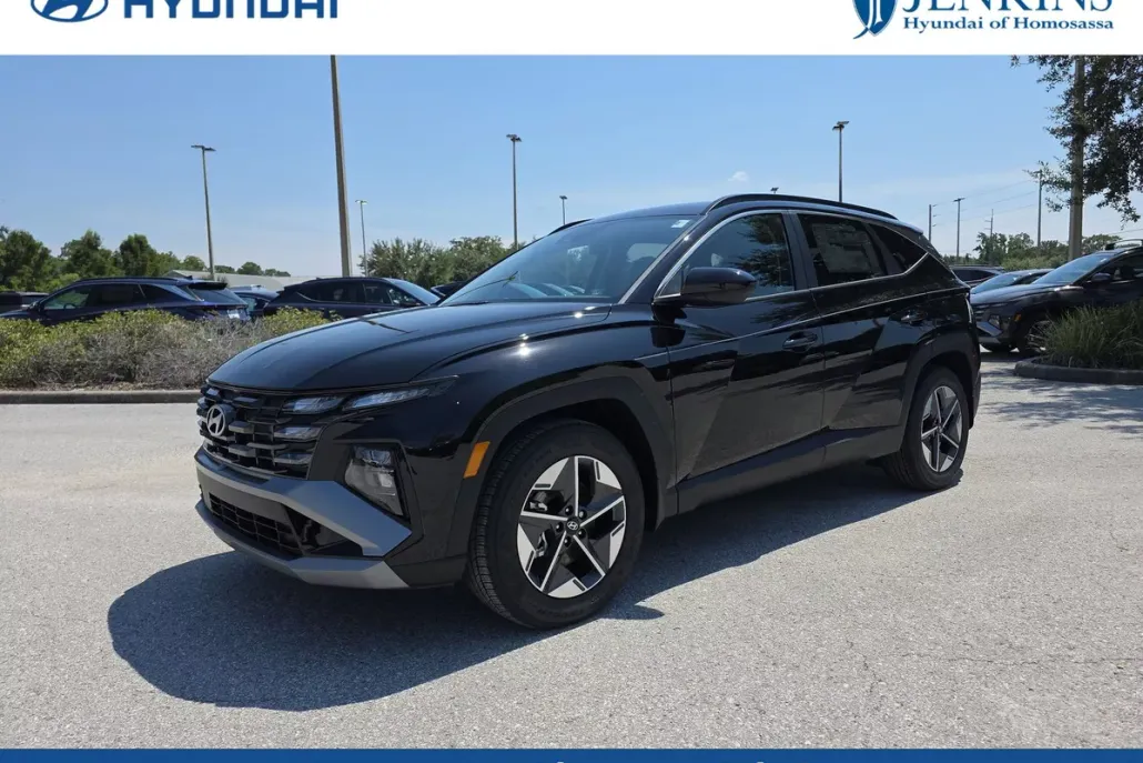 2025 Hyundai Tucson SEL photo 1