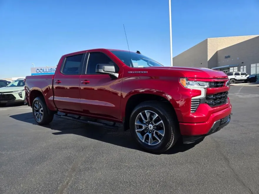 2022 Chevrolet Silverado 1500 RST photo 1