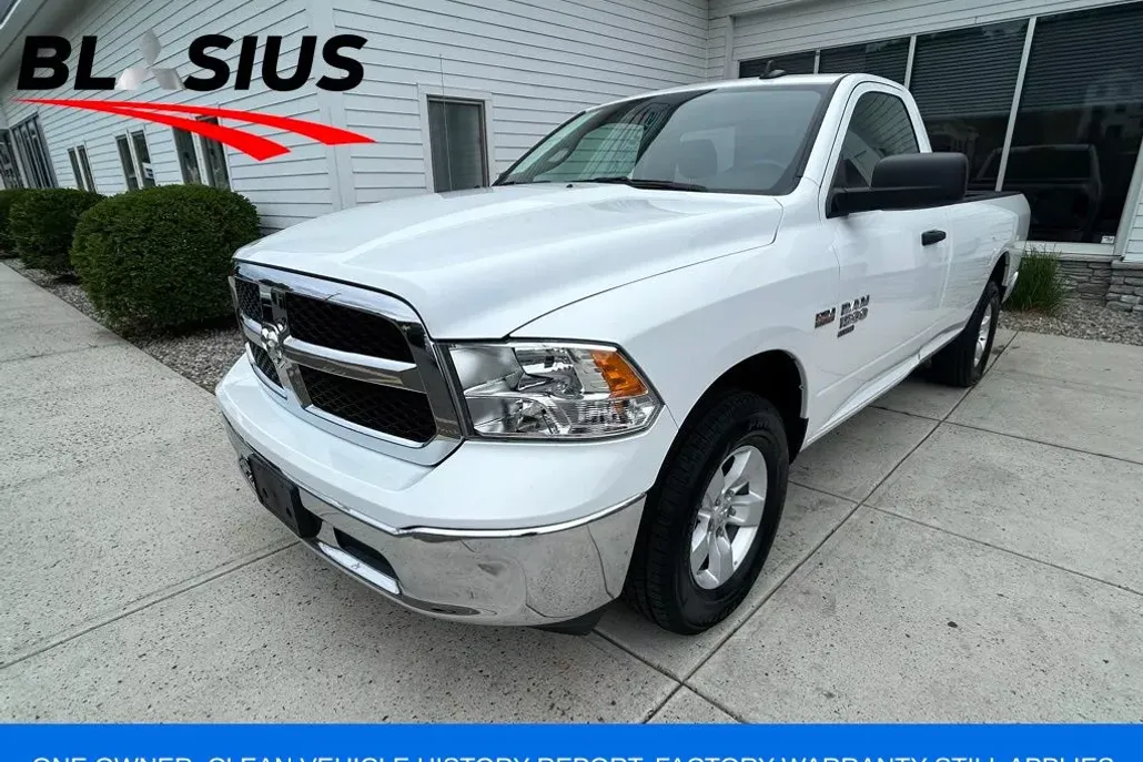 2022 Ram 1500 Classic SLT photo 1