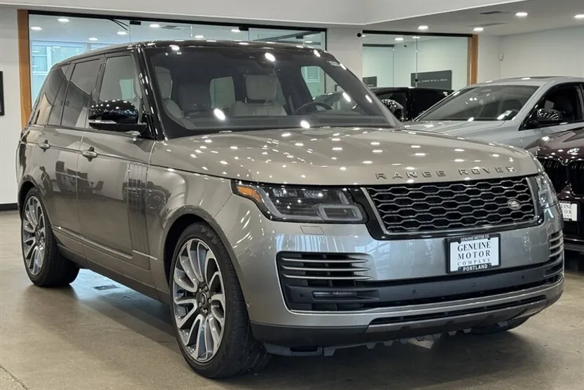 2022 Land Rover Range Rover P525 HSE HSE Westminster Edition photo 1
