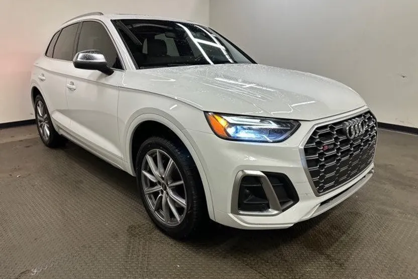 2022 Audi SQ5 Premium Plus photo 1