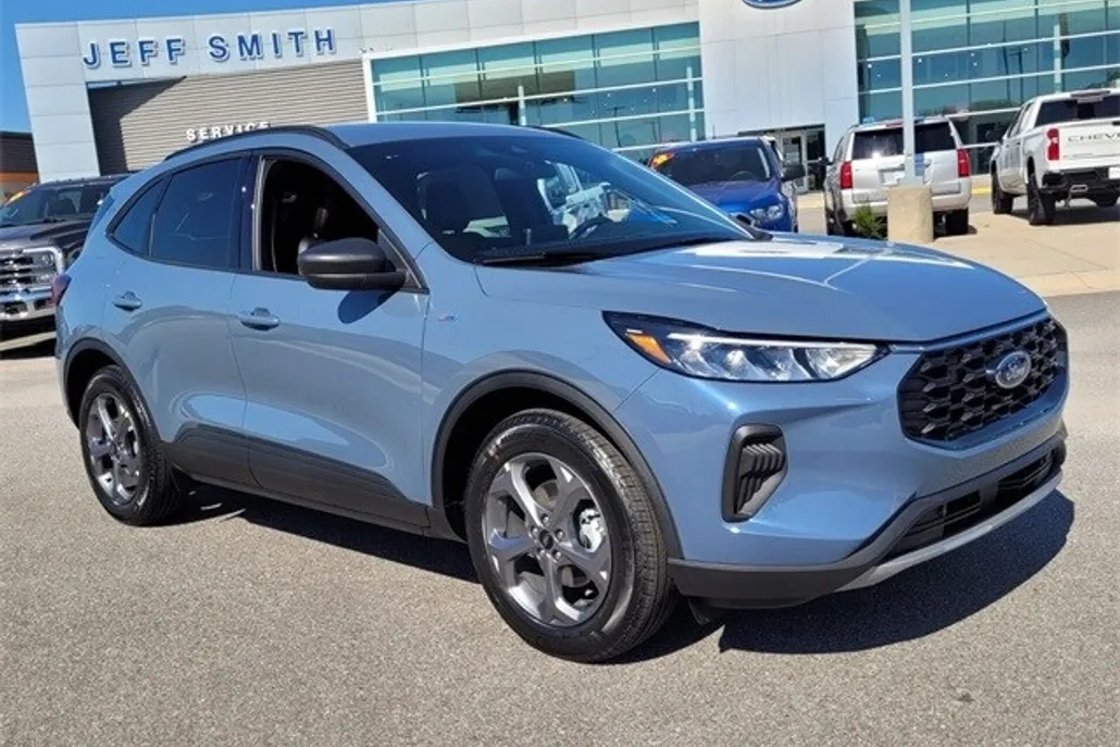 2025 Ford Escape ST-Line photo 1