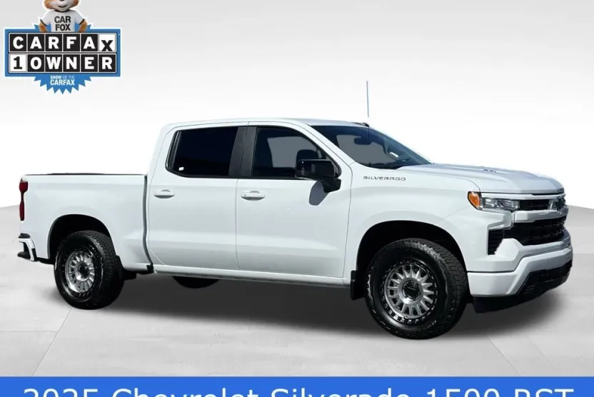 2025 Chevrolet Silverado 1500 RST photo 1