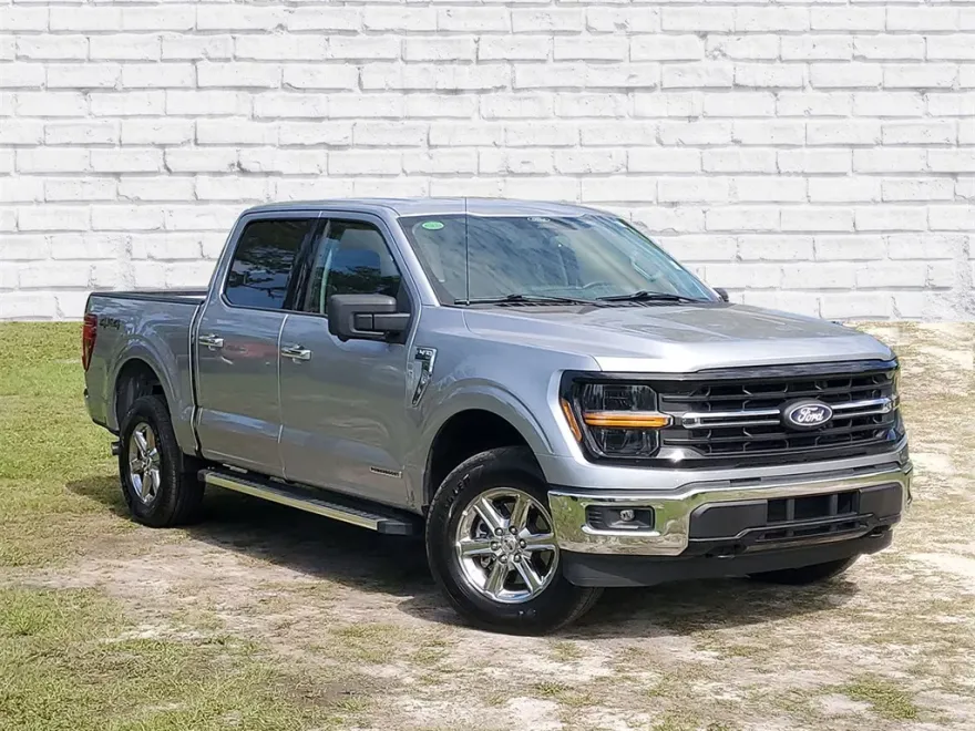 2024 Ford F-150 XLT photo 1