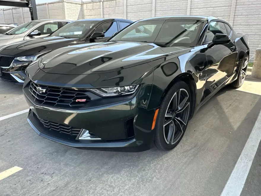 2020 Chevrolet Camaro 1LT Coupe photo 1