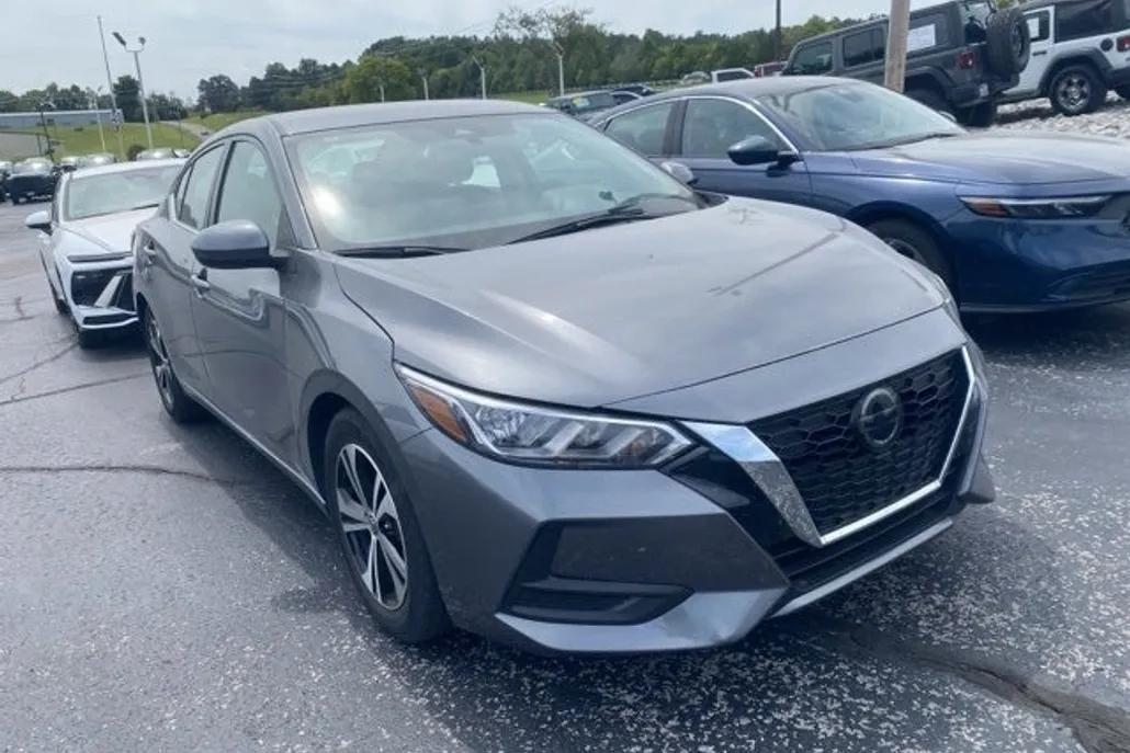 2023 Nissan Sentra SV photo 1
