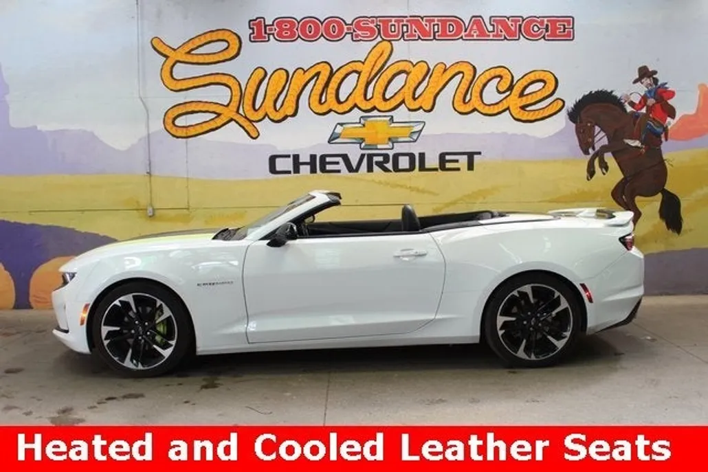 2023 Chevrolet Camaro 2LT photo 1