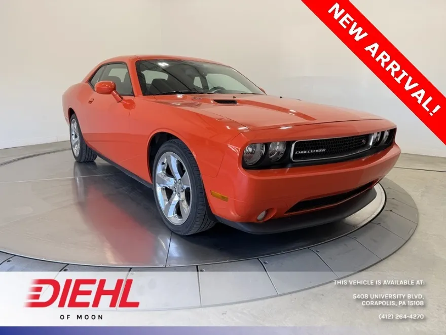 2013 Dodge Challenger R/T photo 1