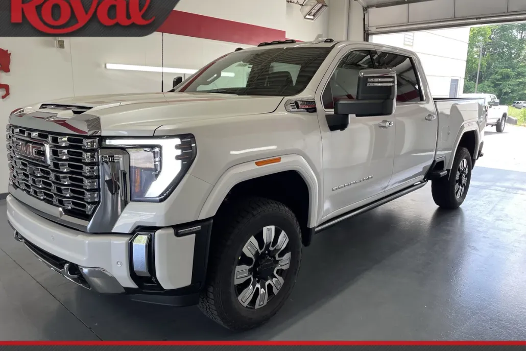 2025 Gmc Sierra 2500 HD Denali photo 1