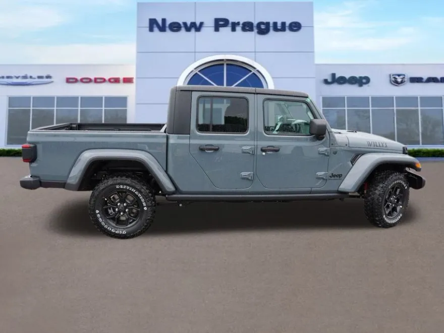 2025 Jeep Gladiator Willys photo 1