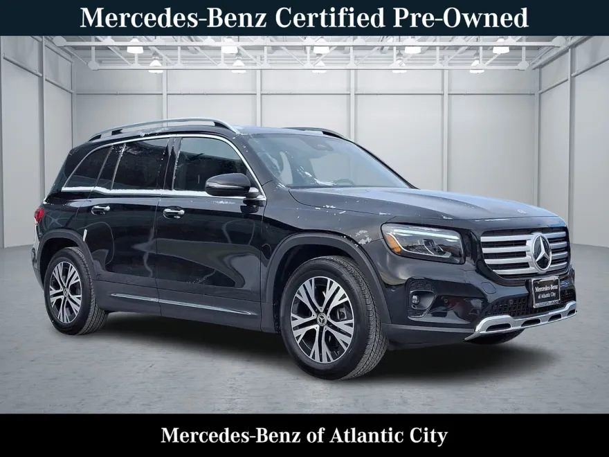 2024 Mercedes Benz GLB 250 photo 1