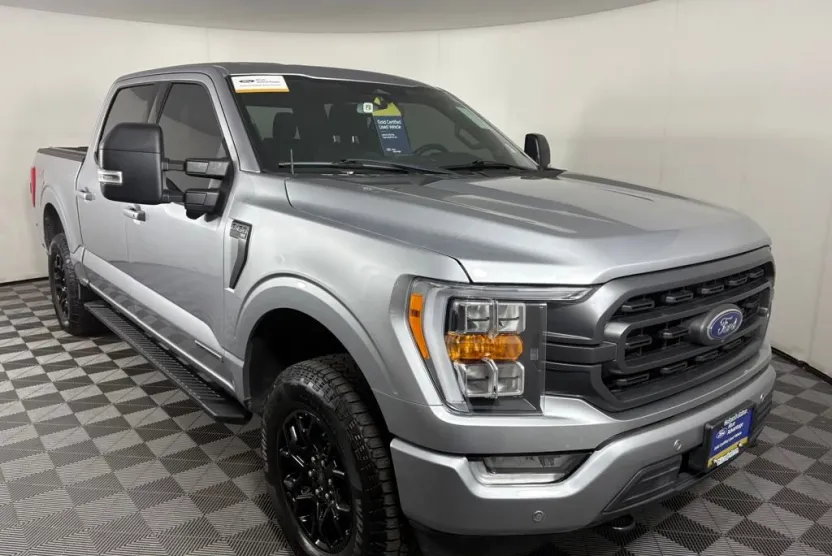 2022 Ford F-150 XLT photo 1