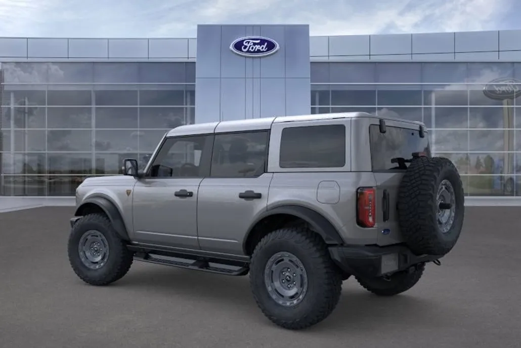 2025 Ford Bronco Badlands photo 1