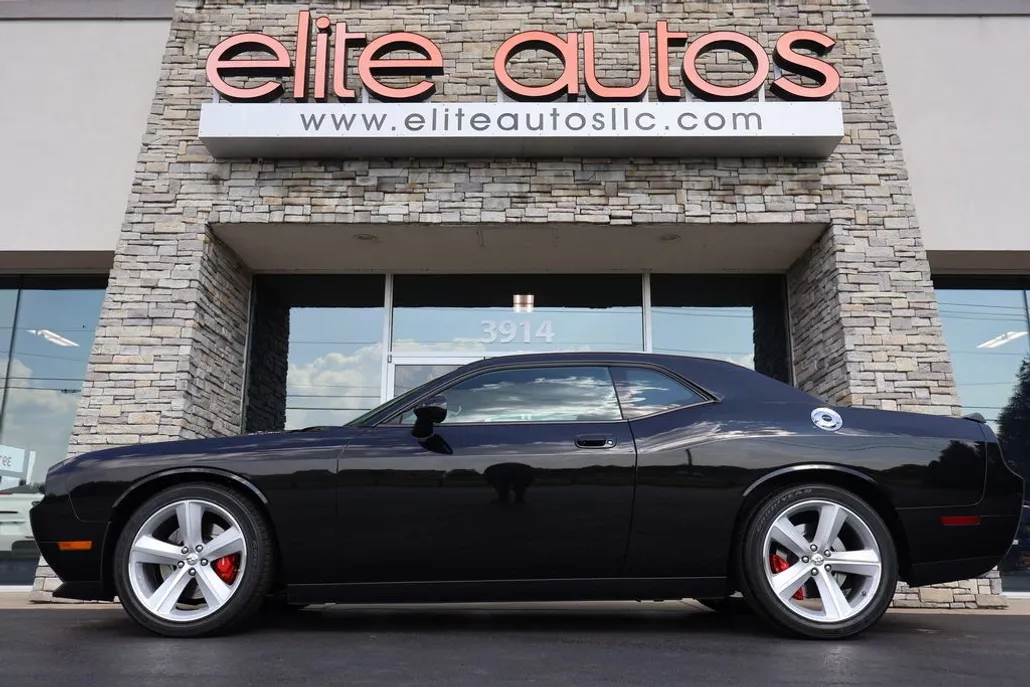 2008 Dodge Challenger SRT8 photo 1