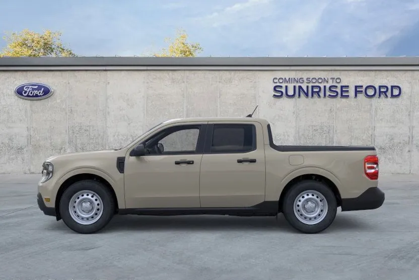 2025 Ford Maverick XL photo 1