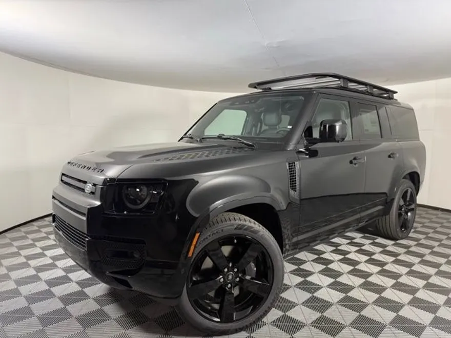 2025 Land Rover Defender X-Dynamic SE photo 1