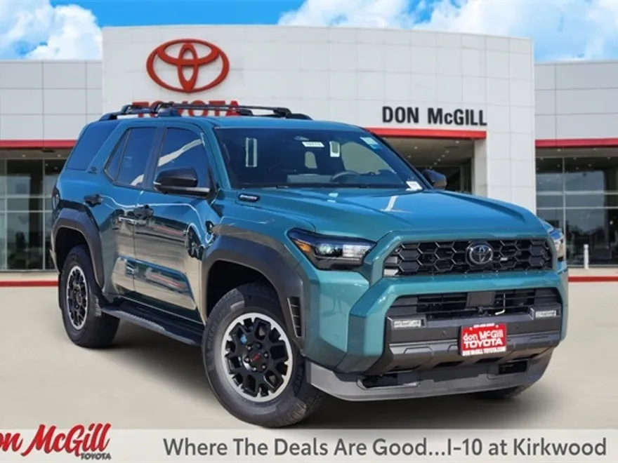2025 Toyota 4Runner TRD Off-Road Premium photo 1