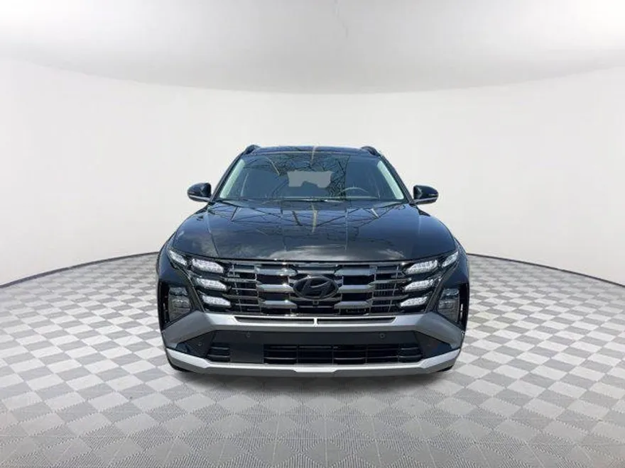 2025 Hyundai Tucson Limited photo 1