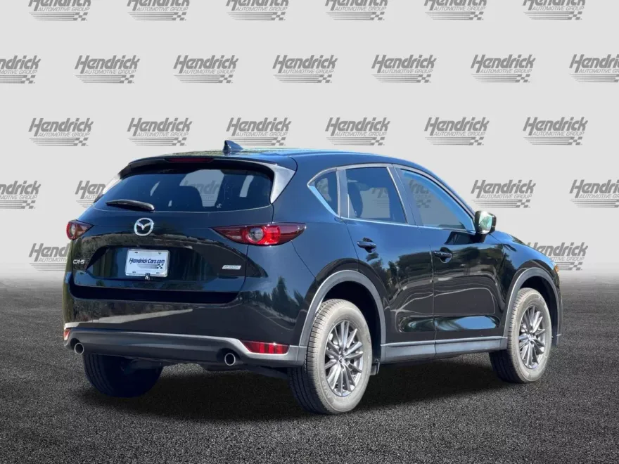 2019 Mazda CX-5 Touring photo 1