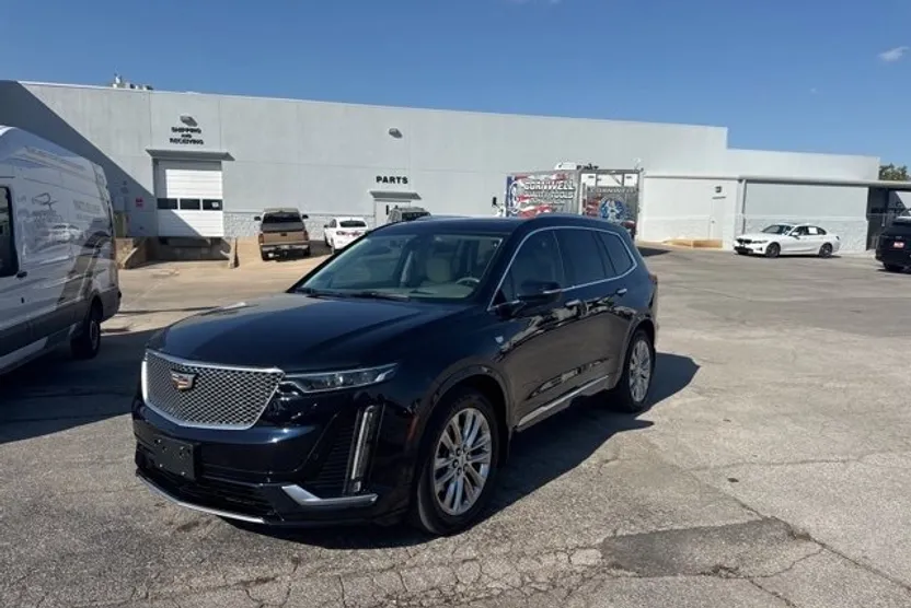 2021 Cadillac XT6 Premium Luxury photo 1