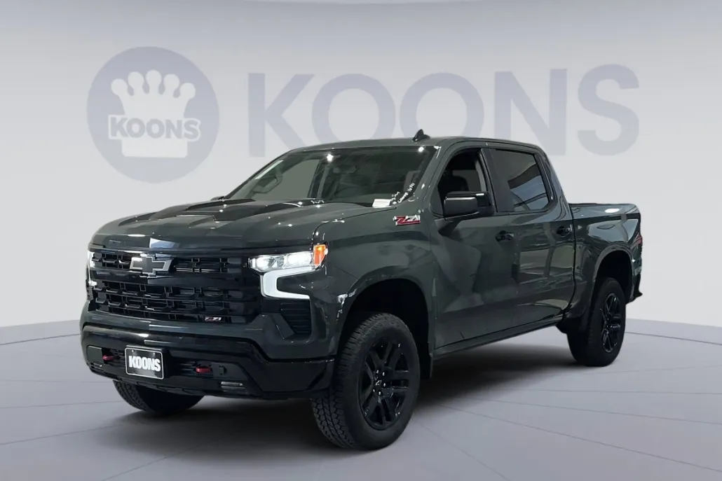 2025 Chevrolet Silverado 1500 LT Trail Boss photo 1