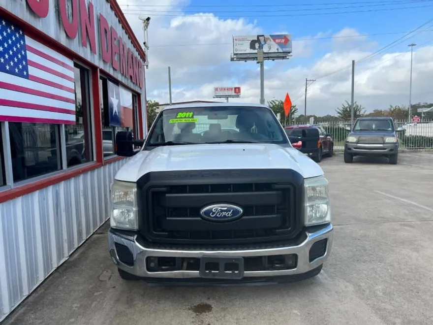 2011 Ford F-250 XL photo 1
