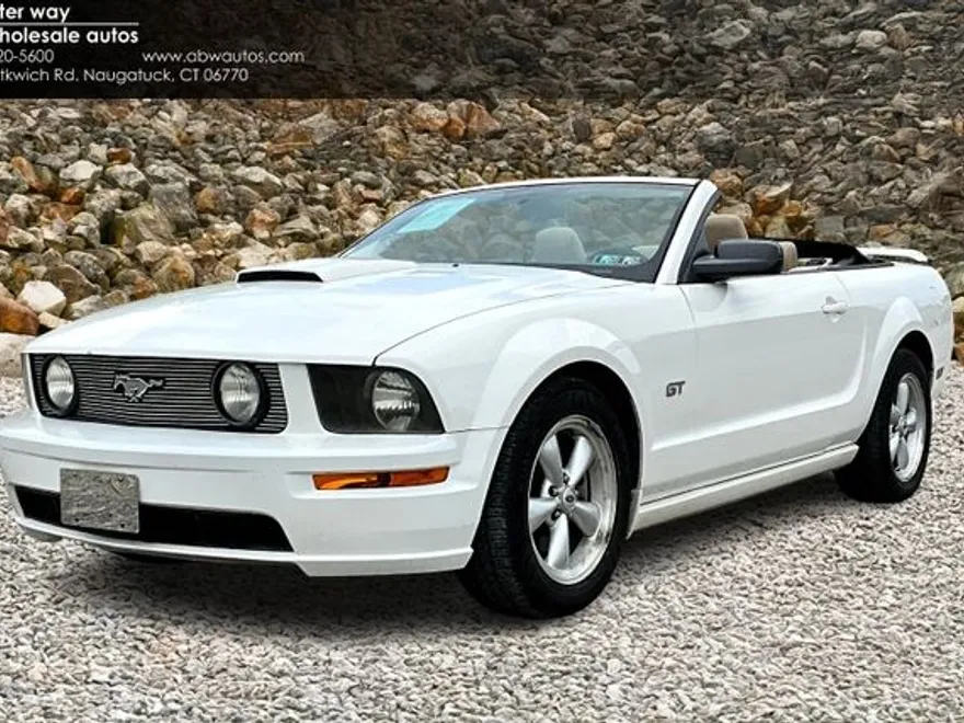2007 Ford Mustang GT photo 1
