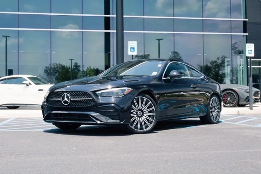 2024 Mercedes Benz CLE 300 photo 1