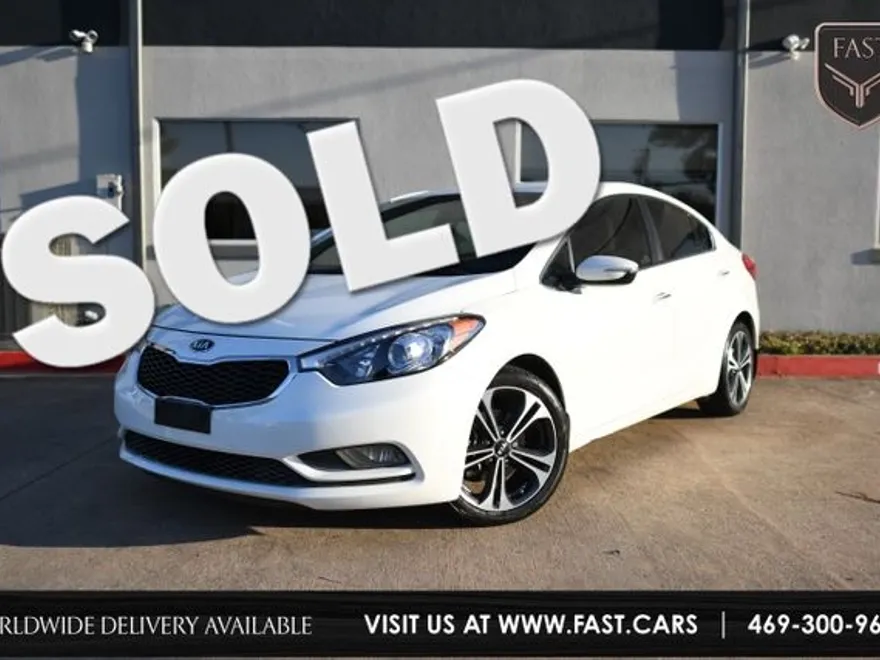 2015 Kia Forte EX photo 1