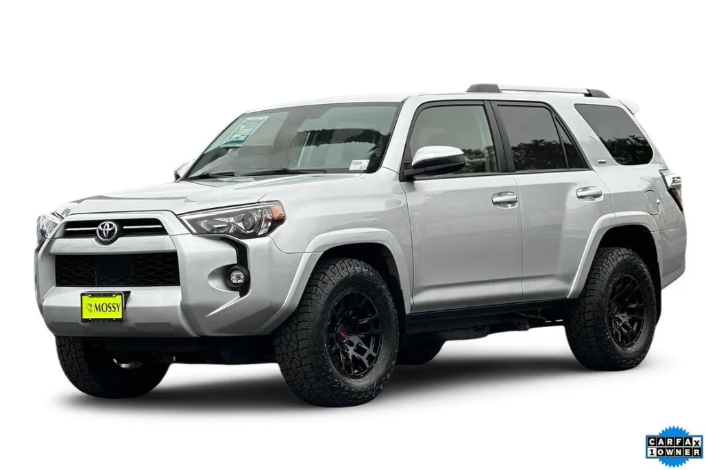 2024 Toyota 4Runner SR5 photo 1