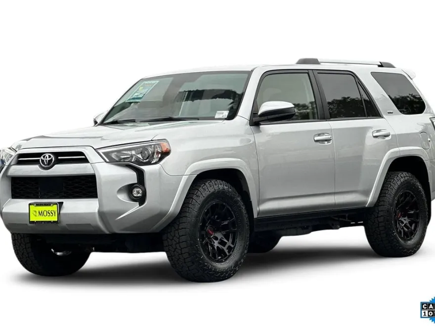 2024 Toyota 4Runner SR5 photo 1