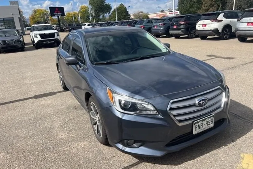 2017 Subaru Legacy 2.5i Limited photo 1