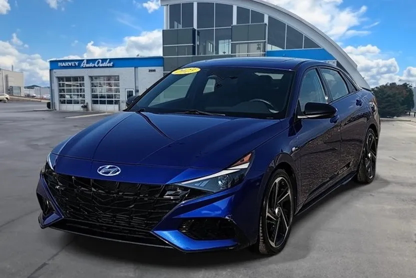 2023 Hyundai Elantra N Line photo 1