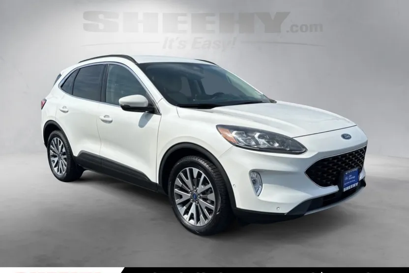2020 Ford Escape Titanium Hybrid photo 1