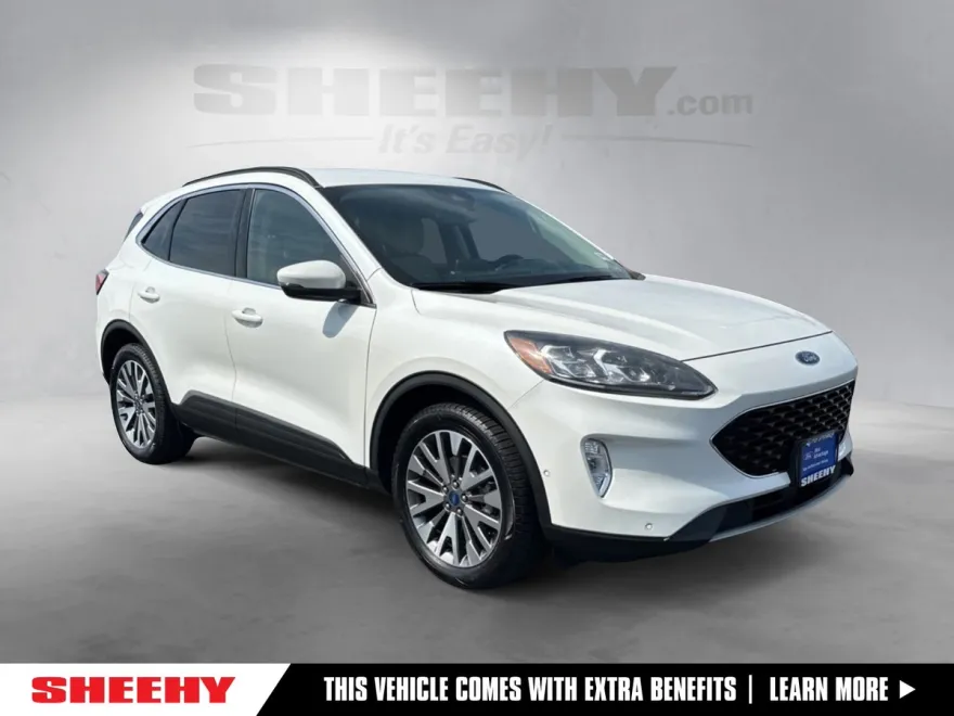 2020 Ford Escape Titanium Hybrid photo 1