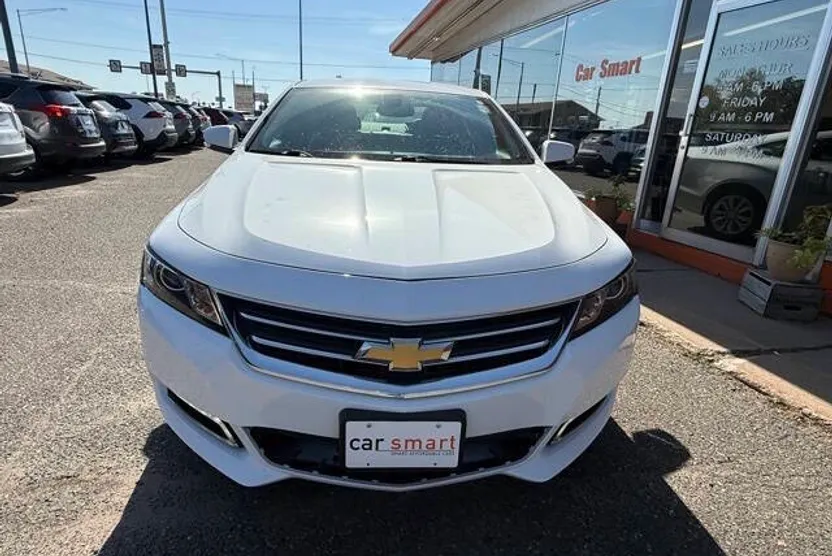 2019 Chevrolet Impala 1LT photo 1