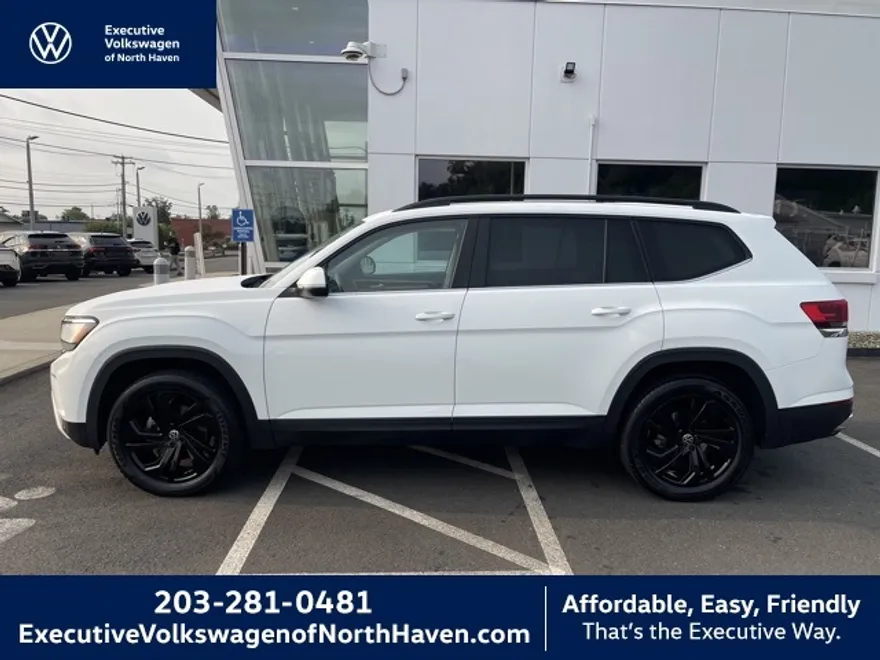 2022 Volkswagen Atlas SE Technology photo 1