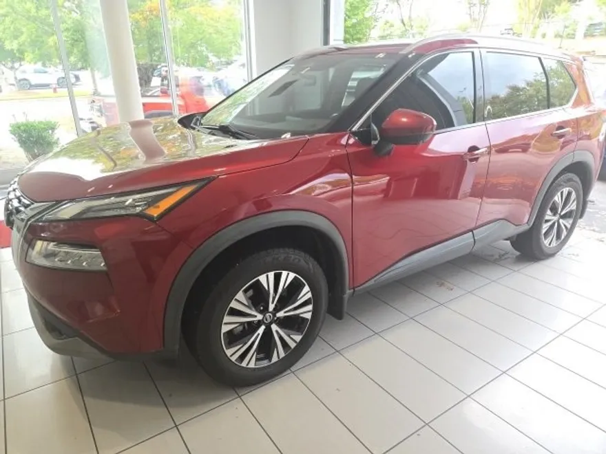 2021 Nissan Rogue SV photo 1