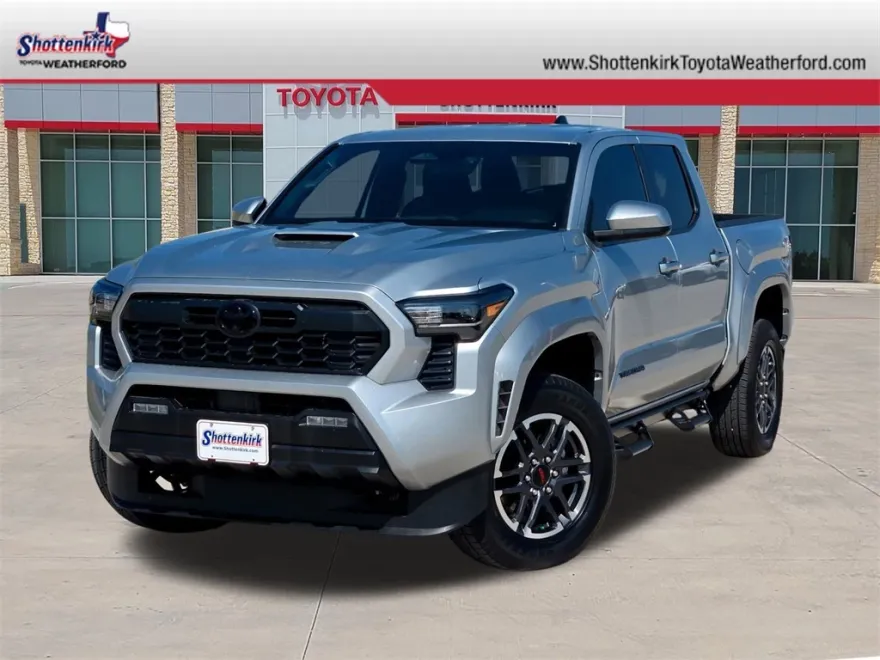 2024 Toyota Tacoma TRD Sport photo 1